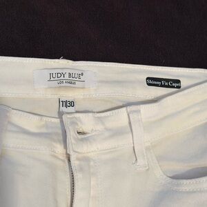 Judy Blue capri jeans